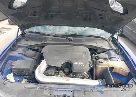 2018 Dodge Charger Sxt Rwd z USA, uszkodzony, nr VIN 2C3CDXBG5JH196586